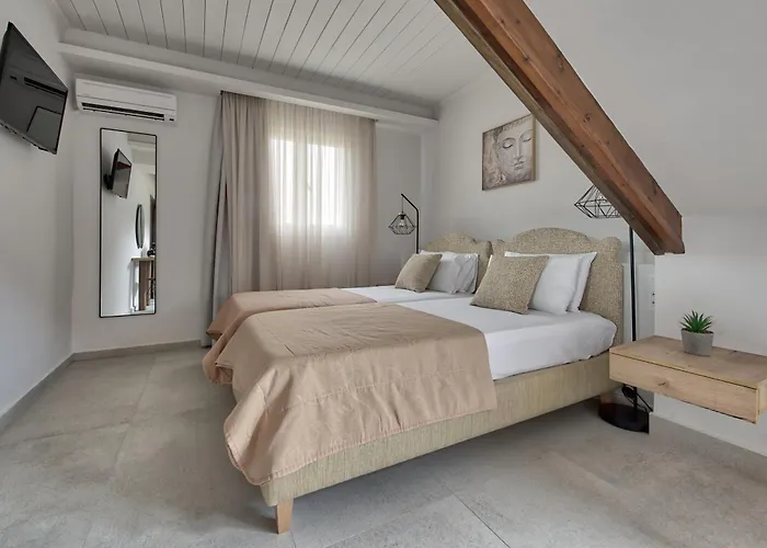 Sofia - Yiota Studios & Apartments
