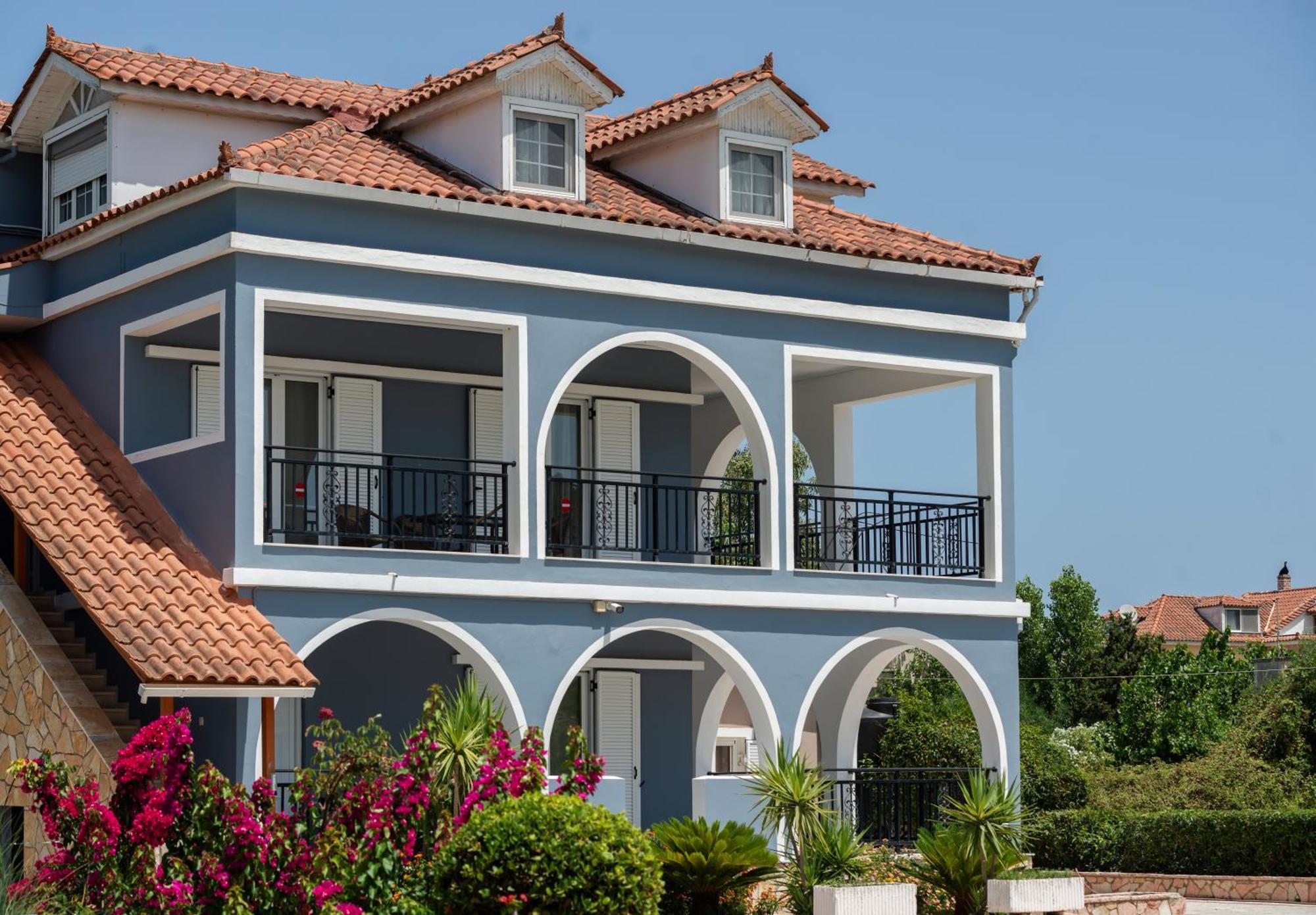 Sofia - Yiota & * Tsilivi (Zakynthos)