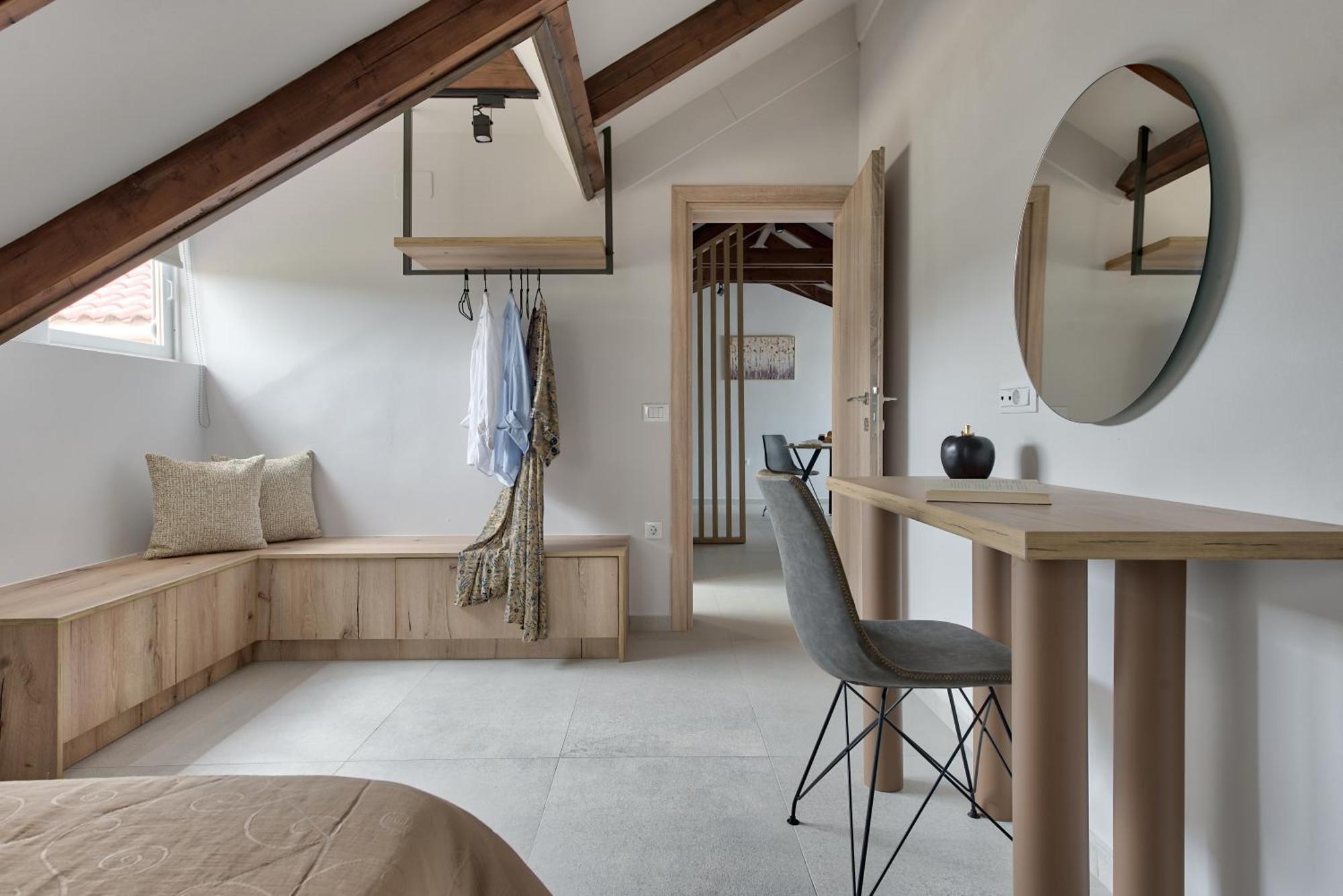 Sofia - Yiota & Appartement *